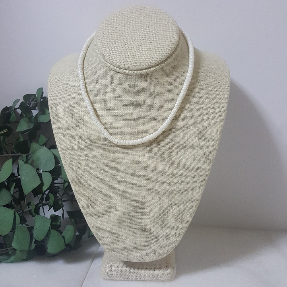 White Shell Stack Beads Necklace - image 1